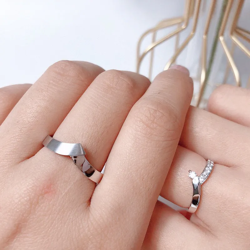 18K Gold Round Natural Diamond Individual Couple Ring