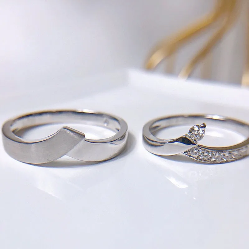 18K Gold Round Natural Diamond Individual Couple Ring