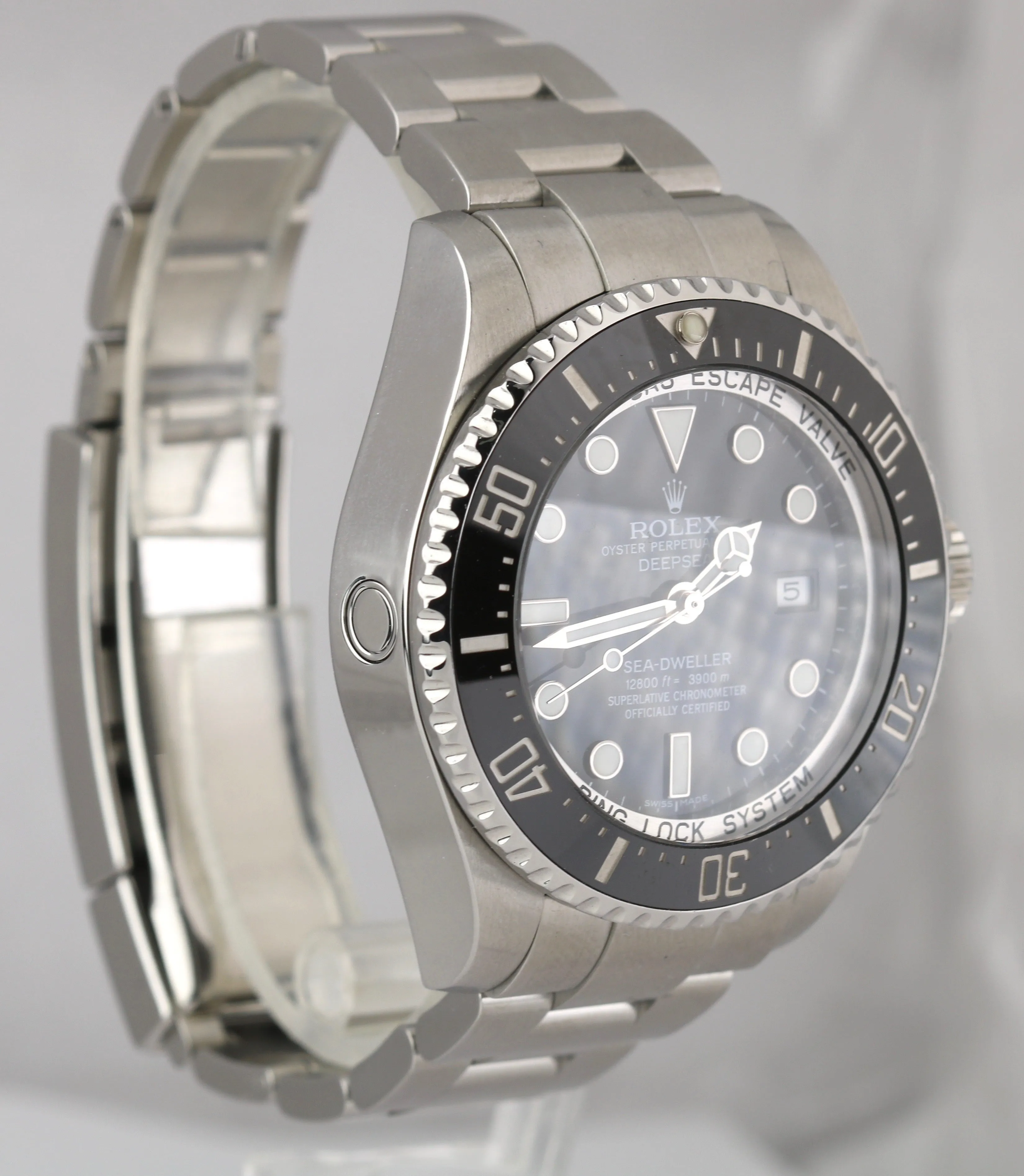 2018 Rolex Sea-Dweller Deepsea Stainless Steel 44mm Black Dive Watch 116660 B P
