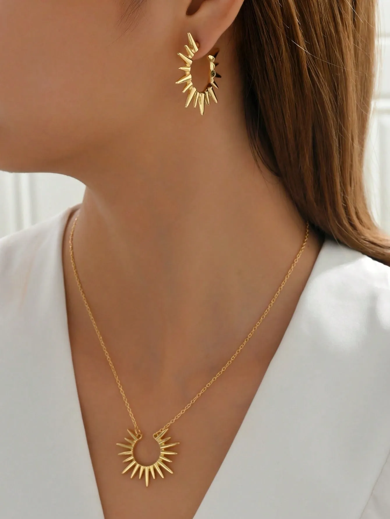 3pcs Willow Stud Earrings & Necklace Jewelry Set - Gold