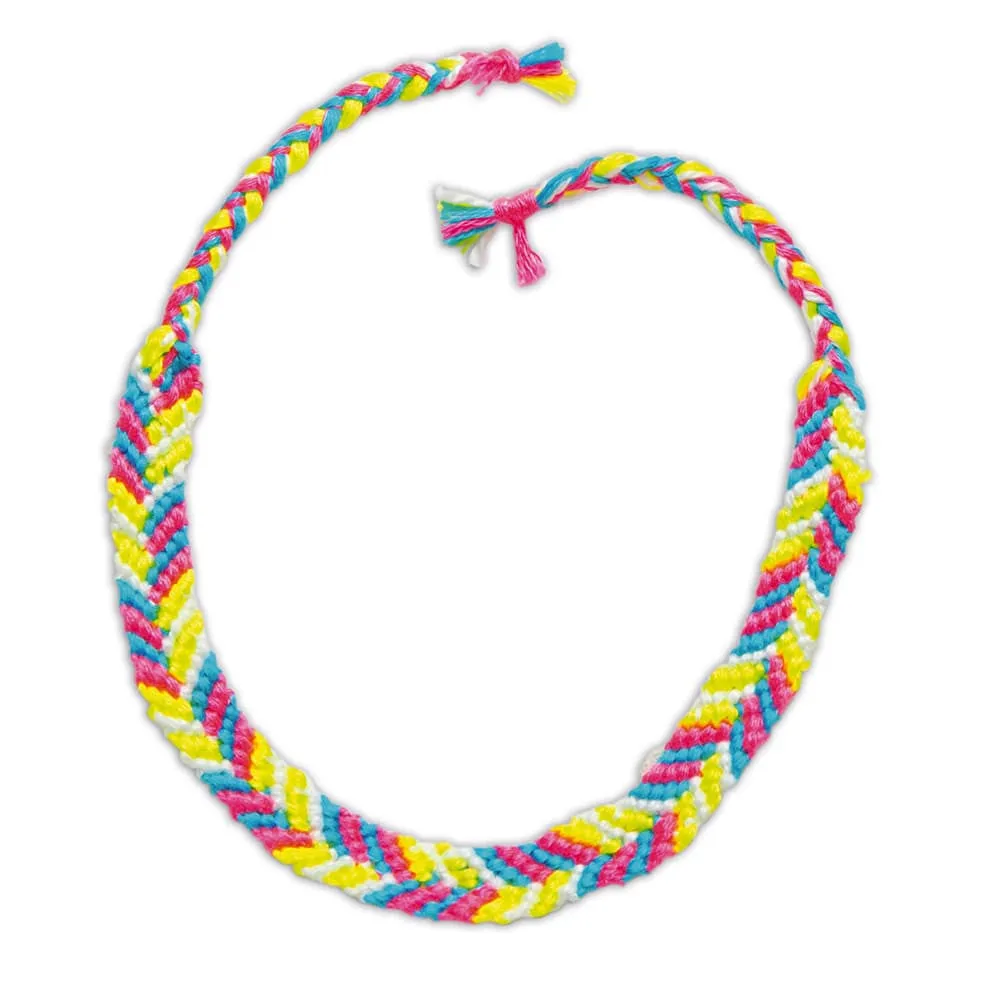 7 Brazilian Fluorescent Bracelets to Create