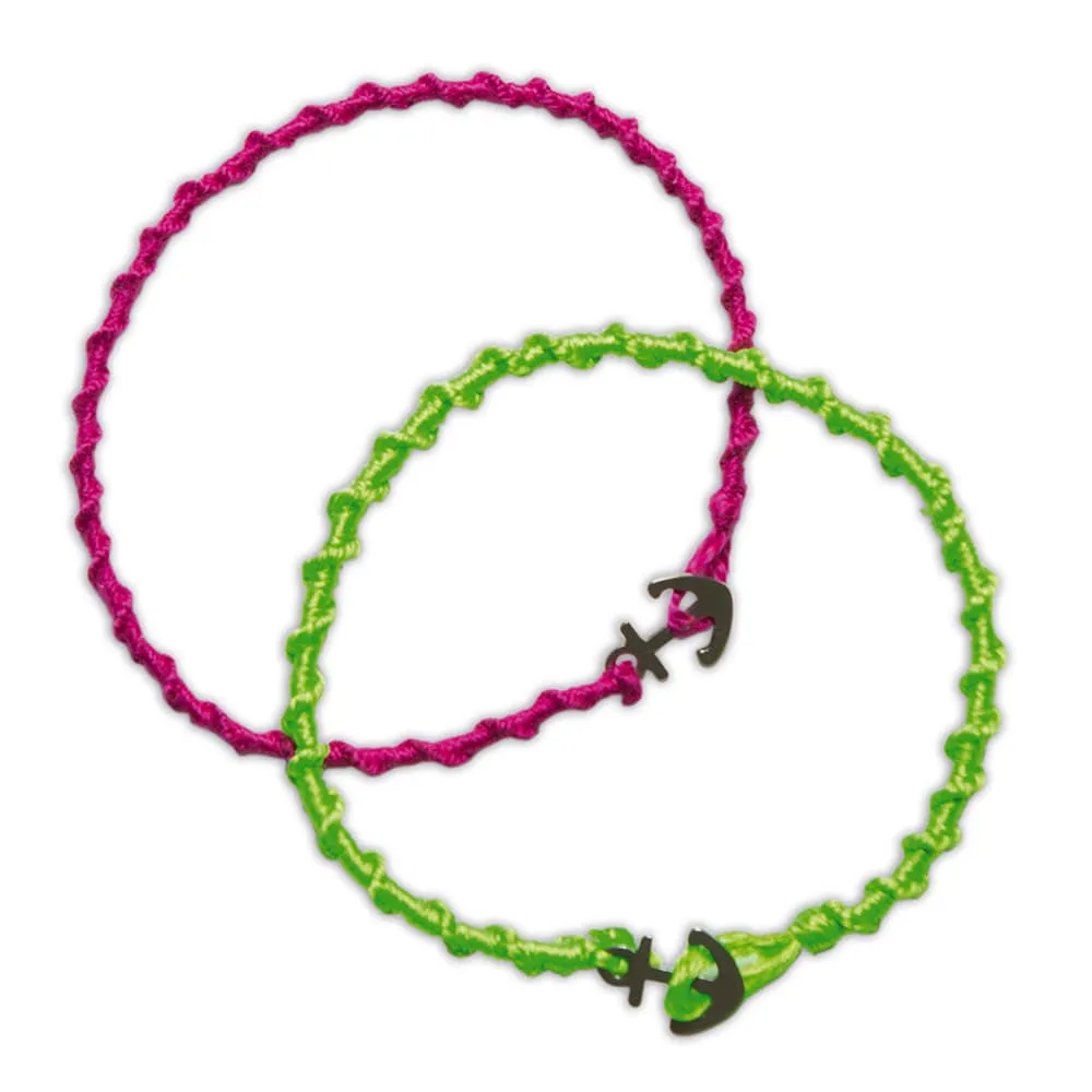 7 Brazilian Fluorescent Bracelets to Create