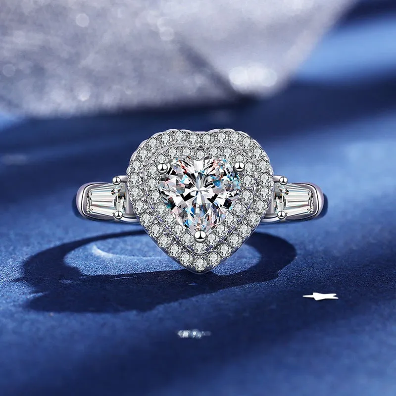 925 Silver Heart Luxury Moissanite Ring