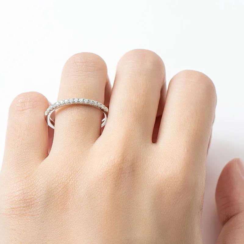 Ainuoshi Round Cut 1.5mm Moissanite Diamond Half Eternity Ring