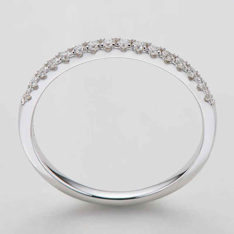 Ainuoshi Round Cut 1.5mm Moissanite Diamond Half Eternity Ring