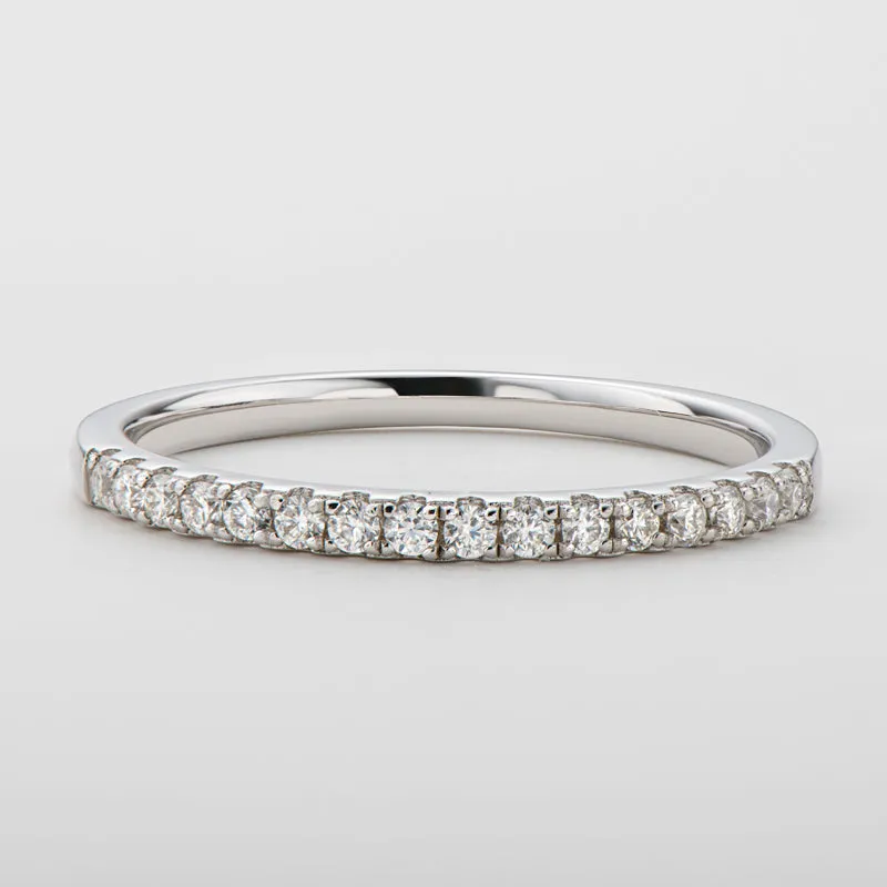 Ainuoshi Round Cut 1.5mm Moissanite Diamond Half Eternity Ring