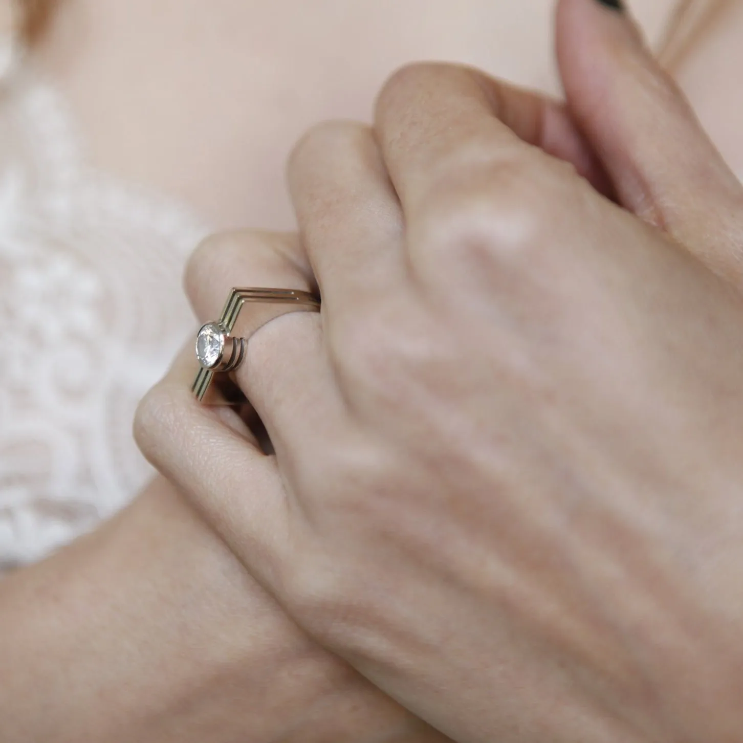 Art Deco Band with Round Diamond