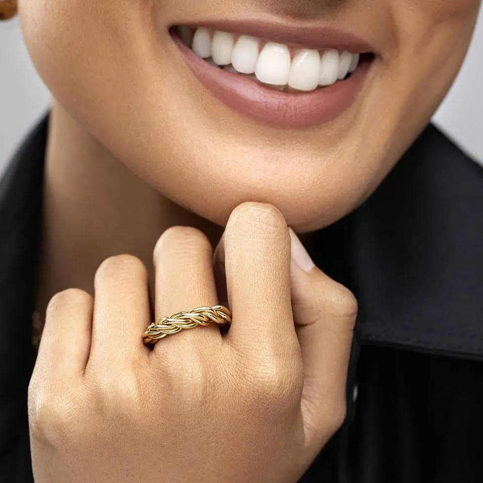 Astrid Ring, Size 6
