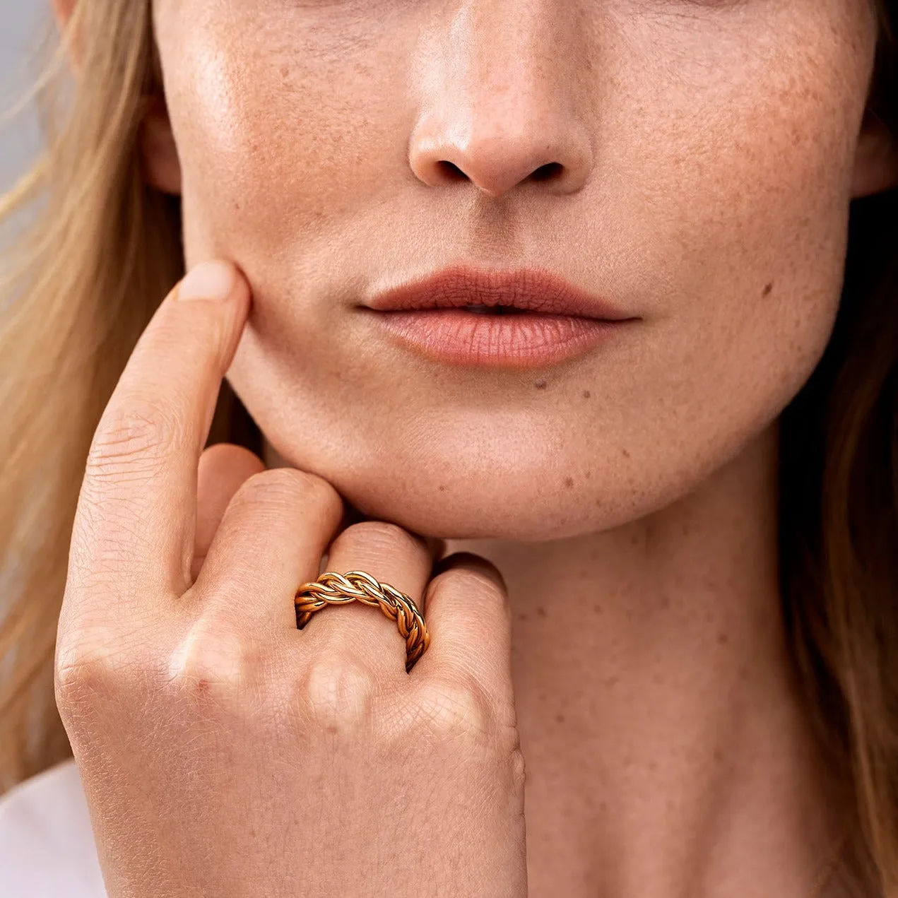 Astrid Ring, Size 6