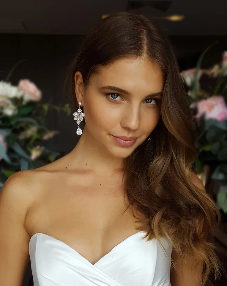 Bridal earrings - elegant and funky glamour style - Pia crystal by Kezani