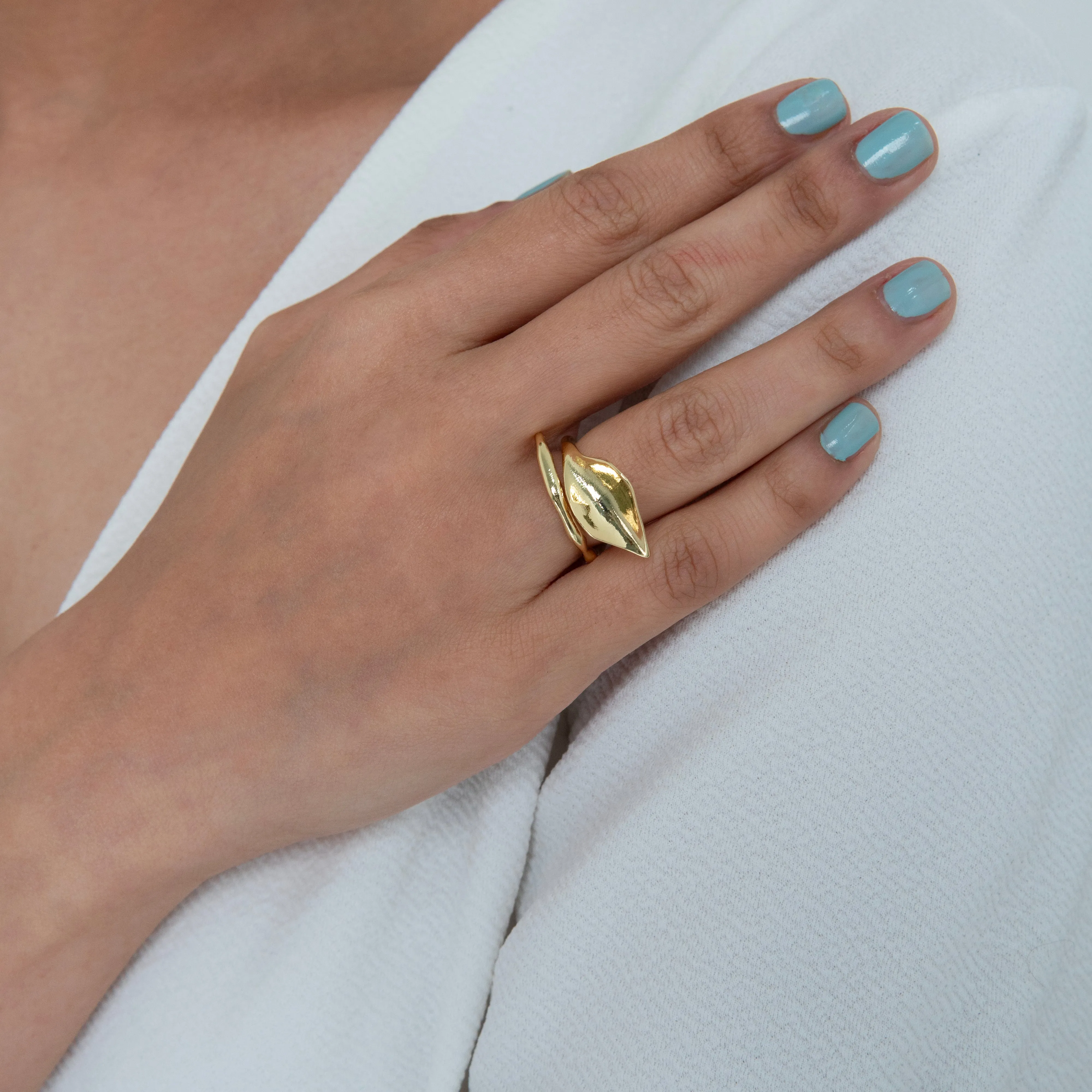Cassidy Lips Adjustable Ring Gold Plated