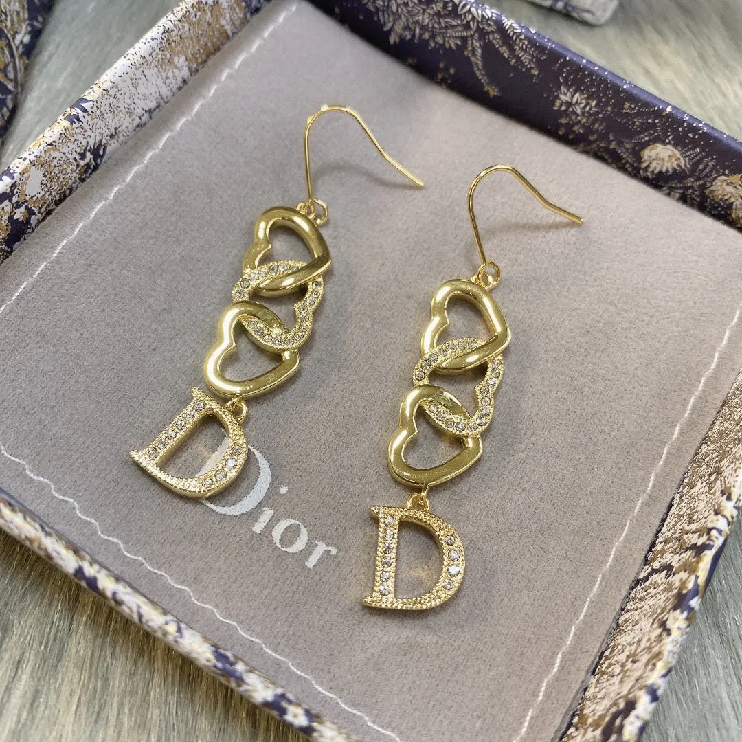 chic hoop earrings&nbsp;