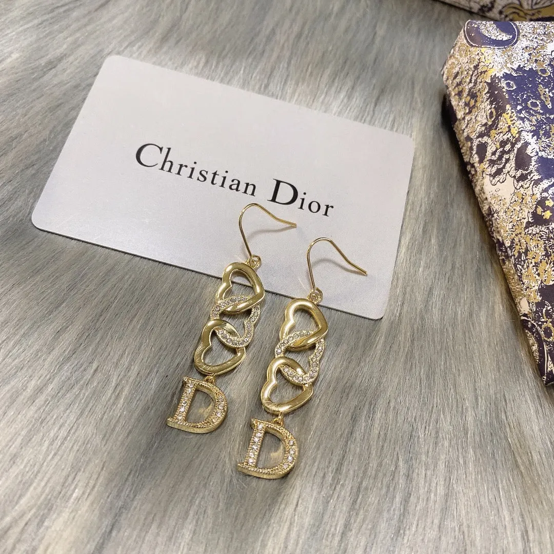 chic hoop earrings&nbsp;