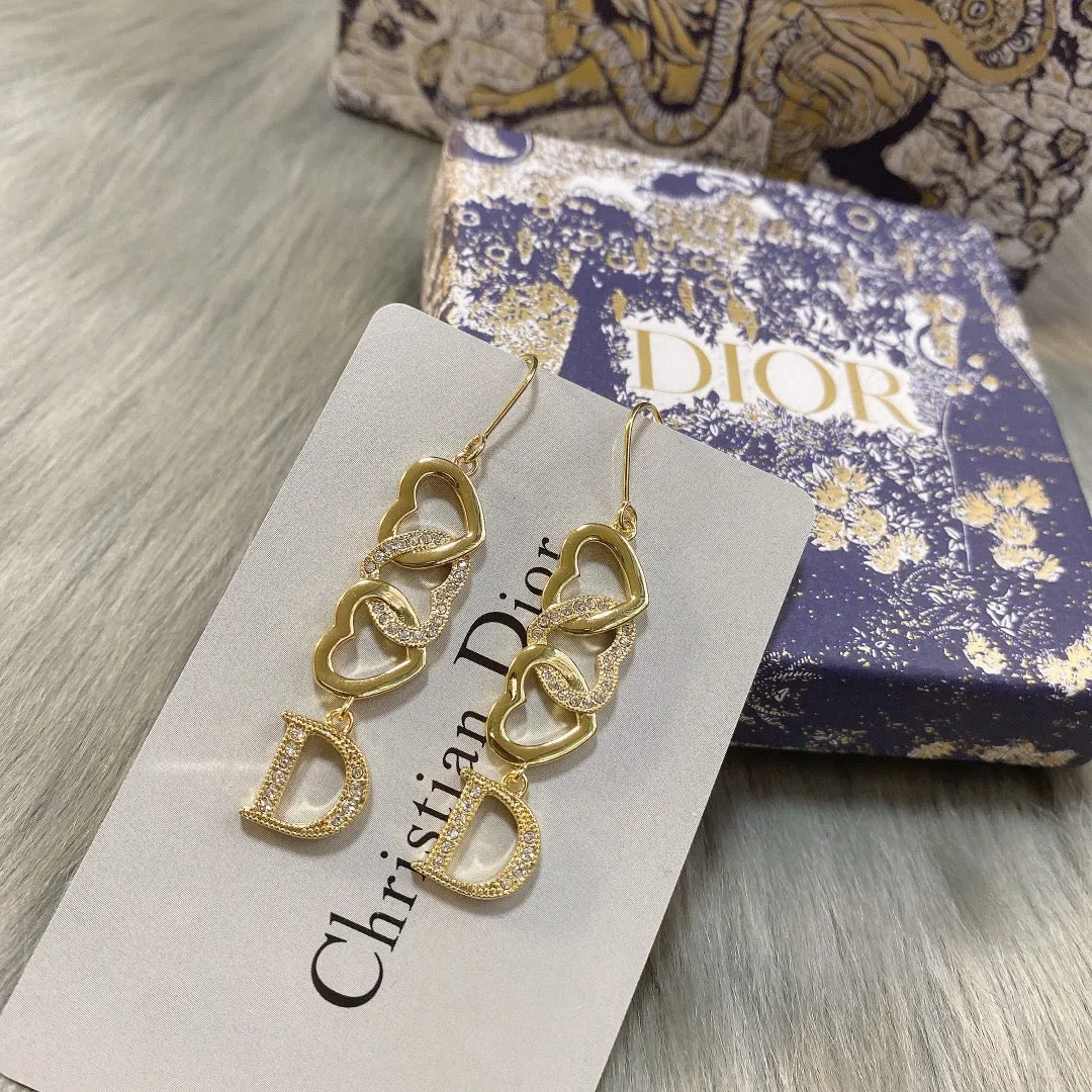 chic hoop earrings&nbsp;
