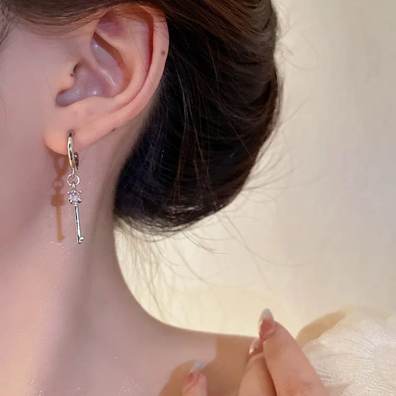 Chic Pink Crystal Heart Dangling Key Lock Huggie Hoop Earrings
