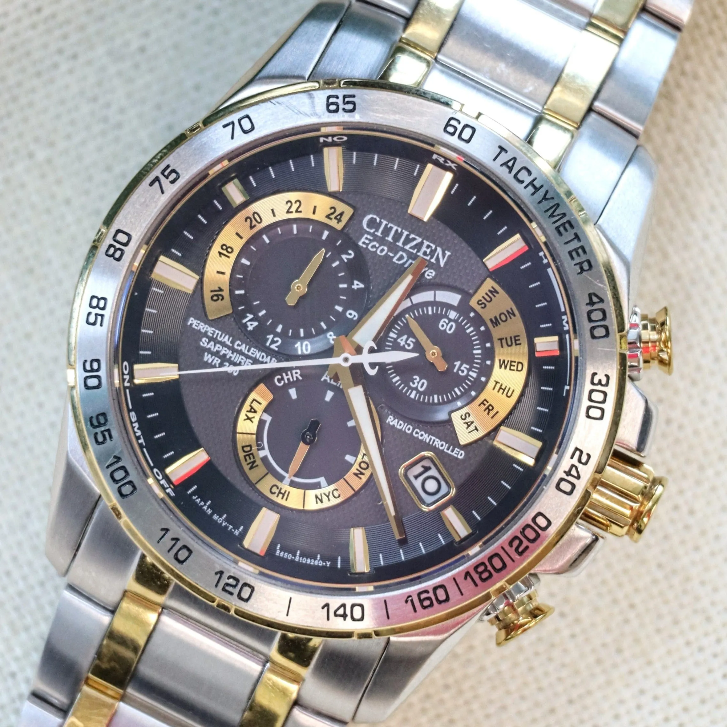 CITIZEN PCAT Watch Perpetual Calendar Ref. AT4004-52E Radio Controlled Eco-Drive Wristwatch