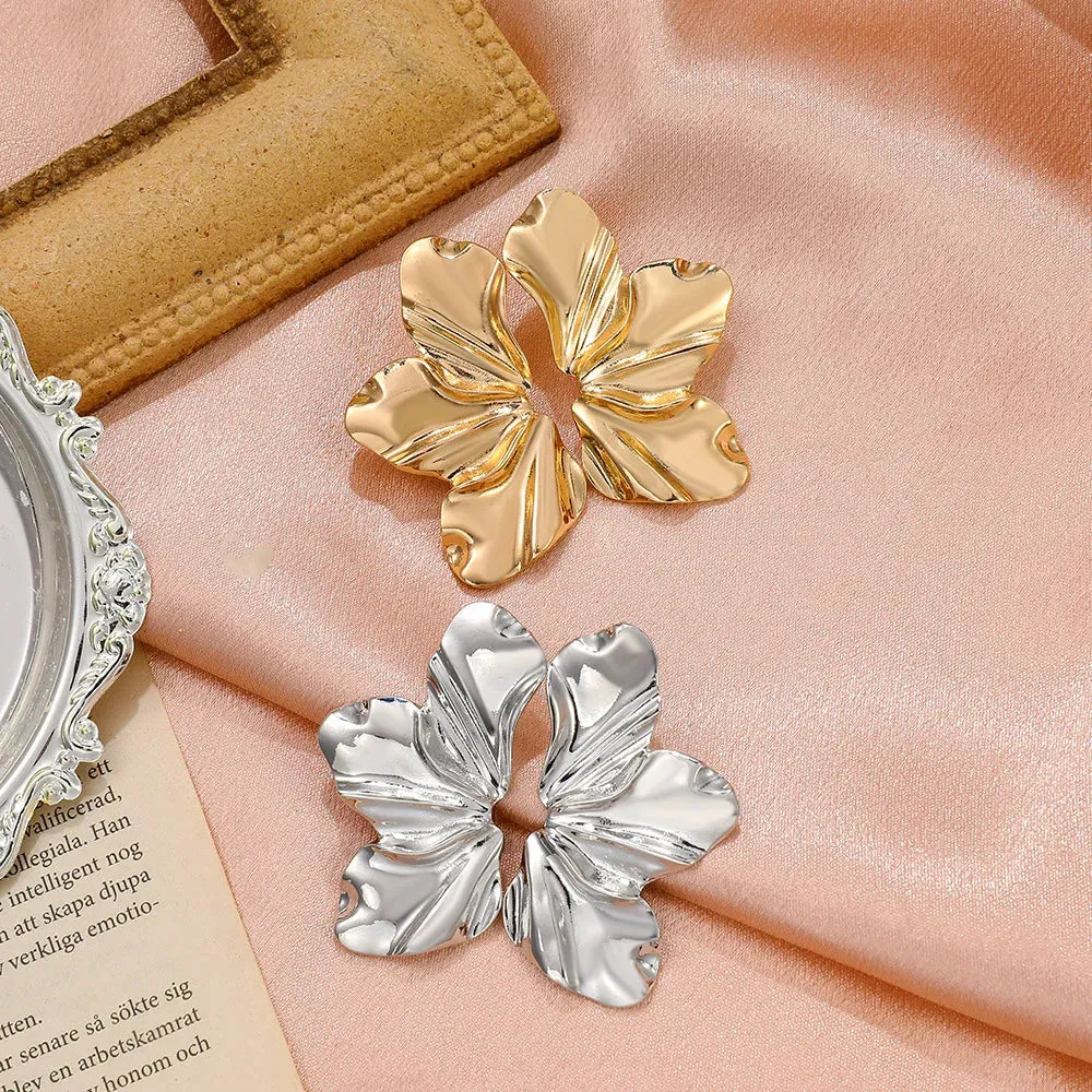 Elegant Flower Earrings