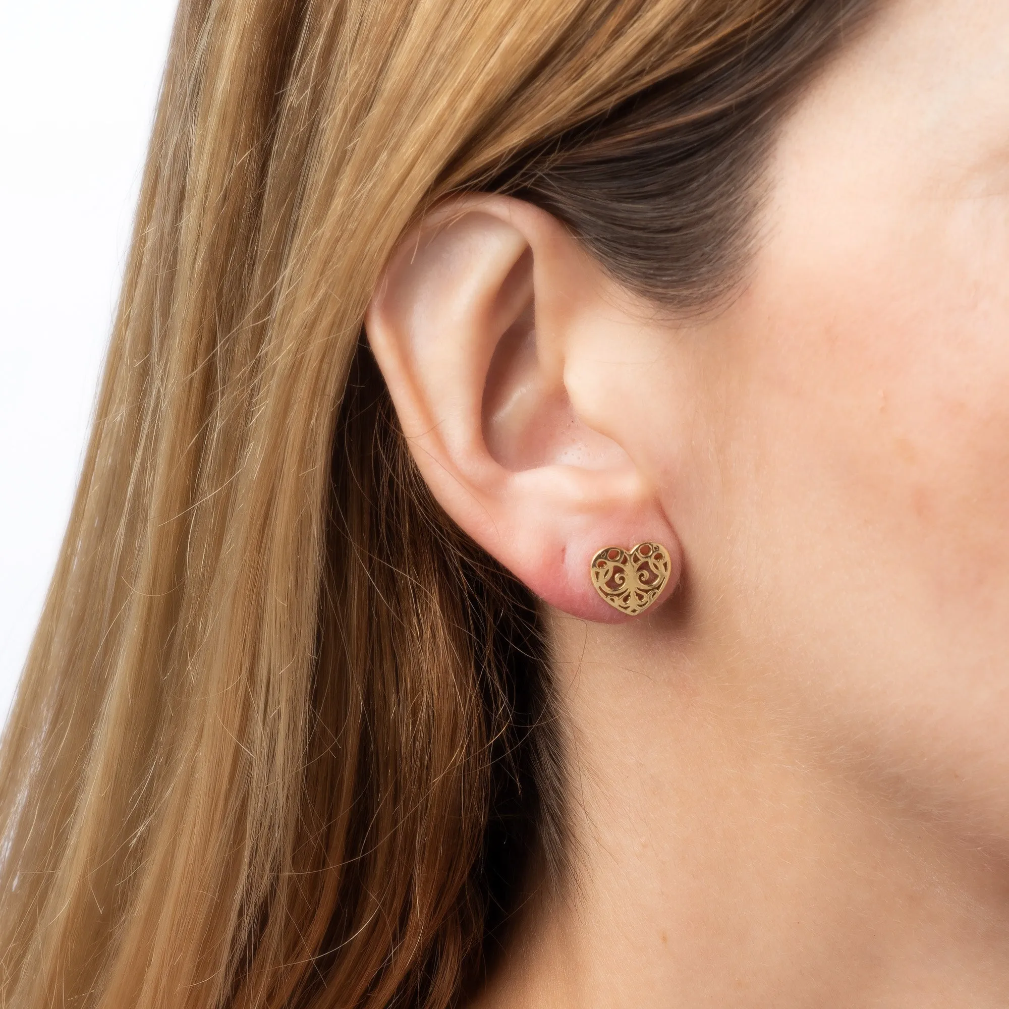 Estate Tiffany & Co Enchant Heart Earrings 18k Yellow Gold Studs Fine Jewelry