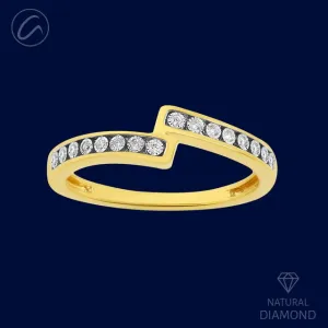 Fancy Upscale 18K Gold   Diamond Band