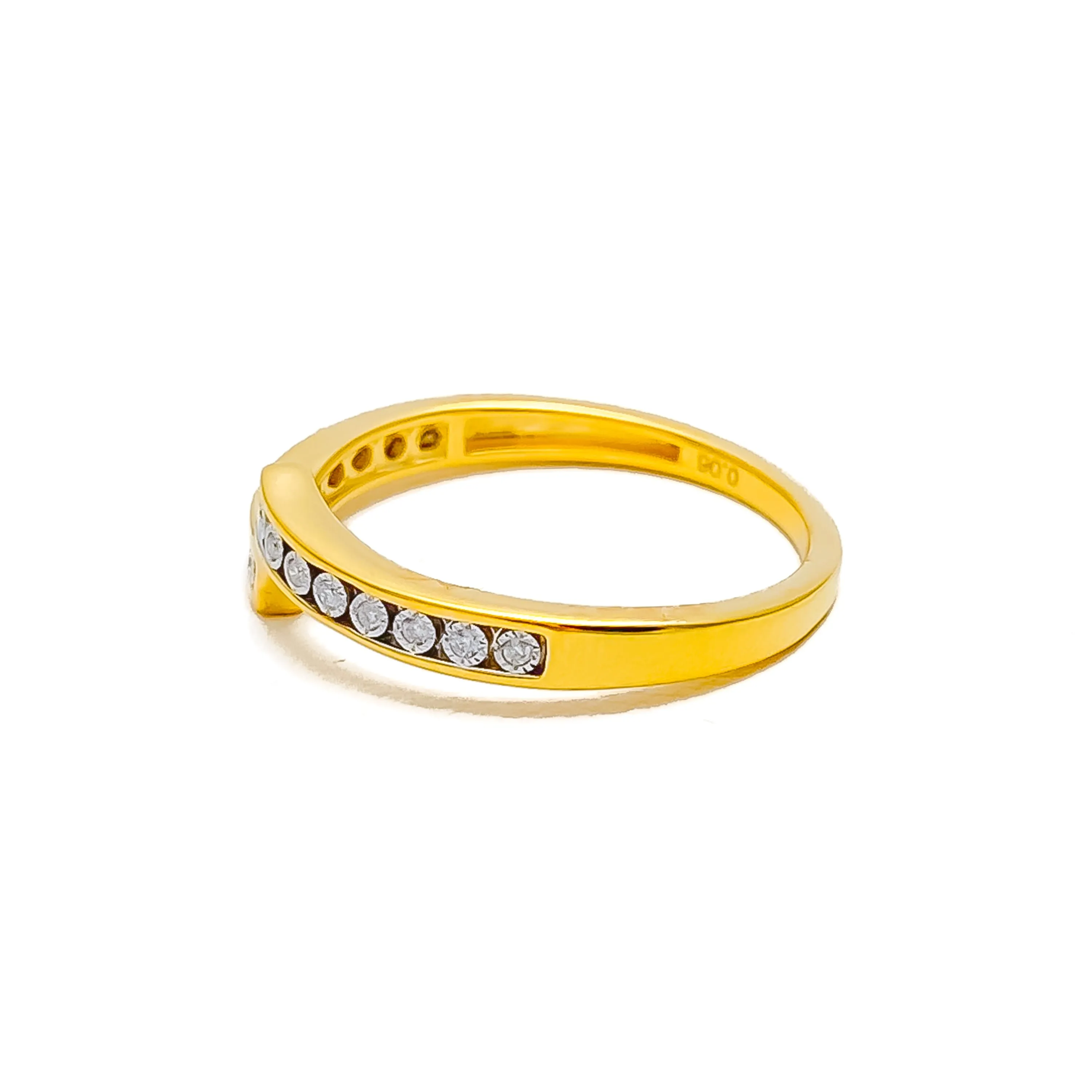 Fancy Upscale 18K Gold   Diamond Band