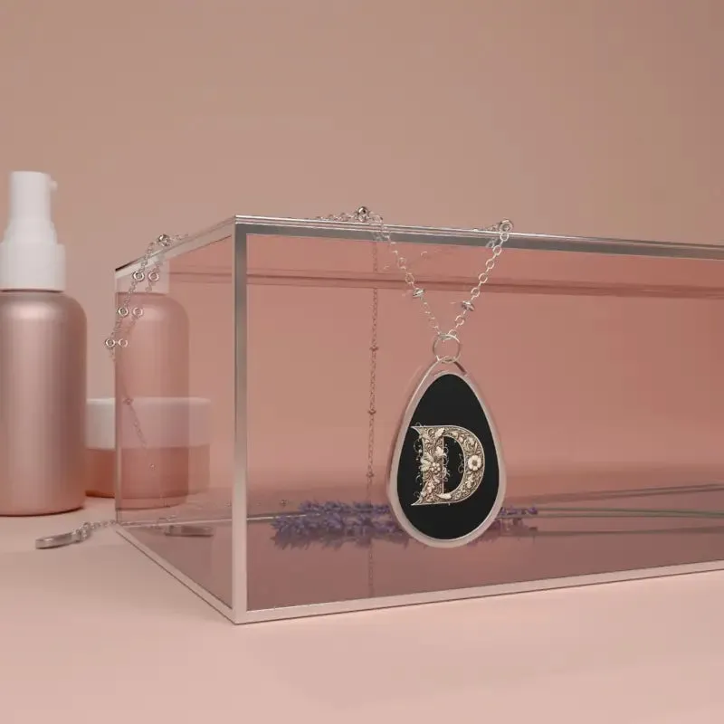 Glamorous Letter d Oval Necklace for Bold Style