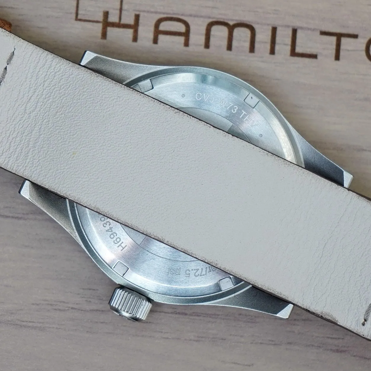 HAMILTON Khaki Field Mechanical Watch H69439511 38mm S.S. Wristwatch - ALL Original 2-Box, Tag & Papers!