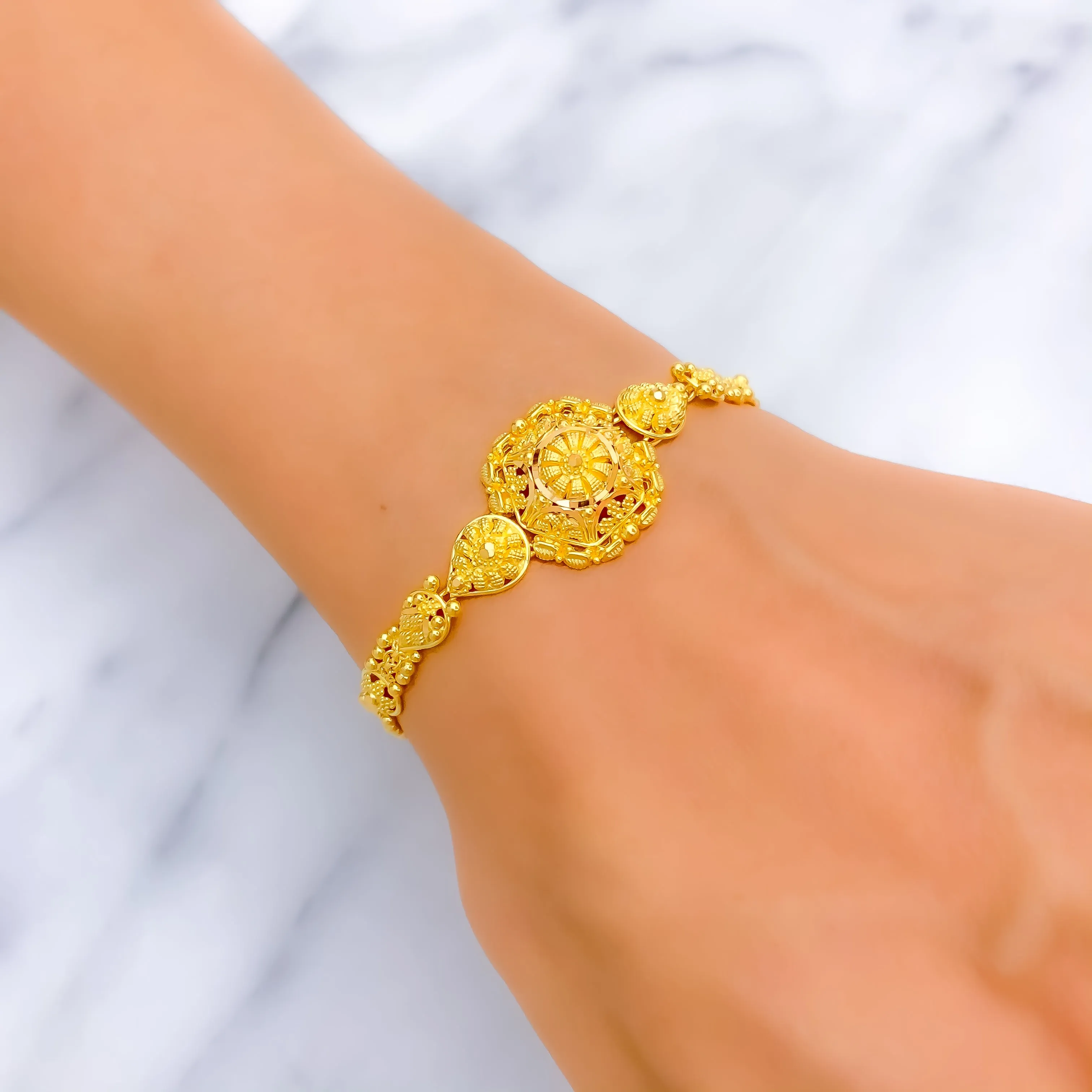 Iconic Delightful 22k Gold Bracelet