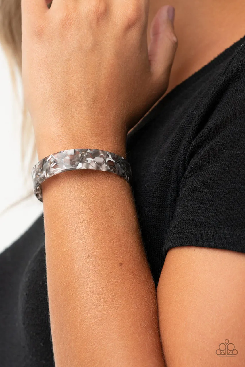 It's Getting HAUTE in Here Black Paparazzi Bracelet