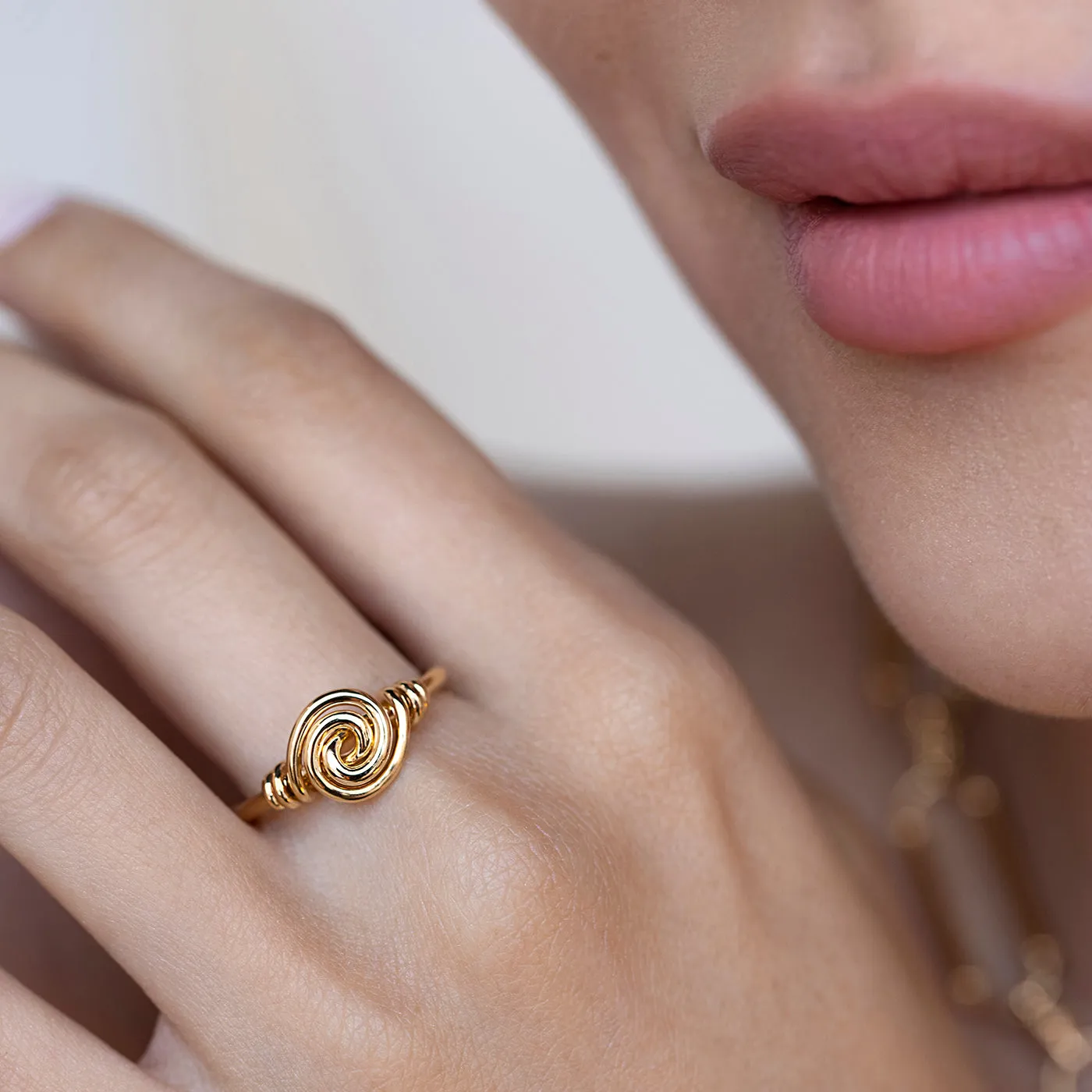 Kosmis Ring, Size 6