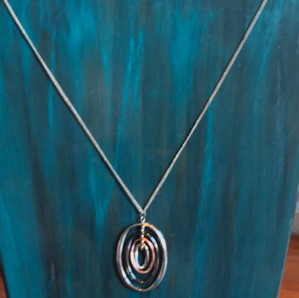 Layered Metal Necklace Set