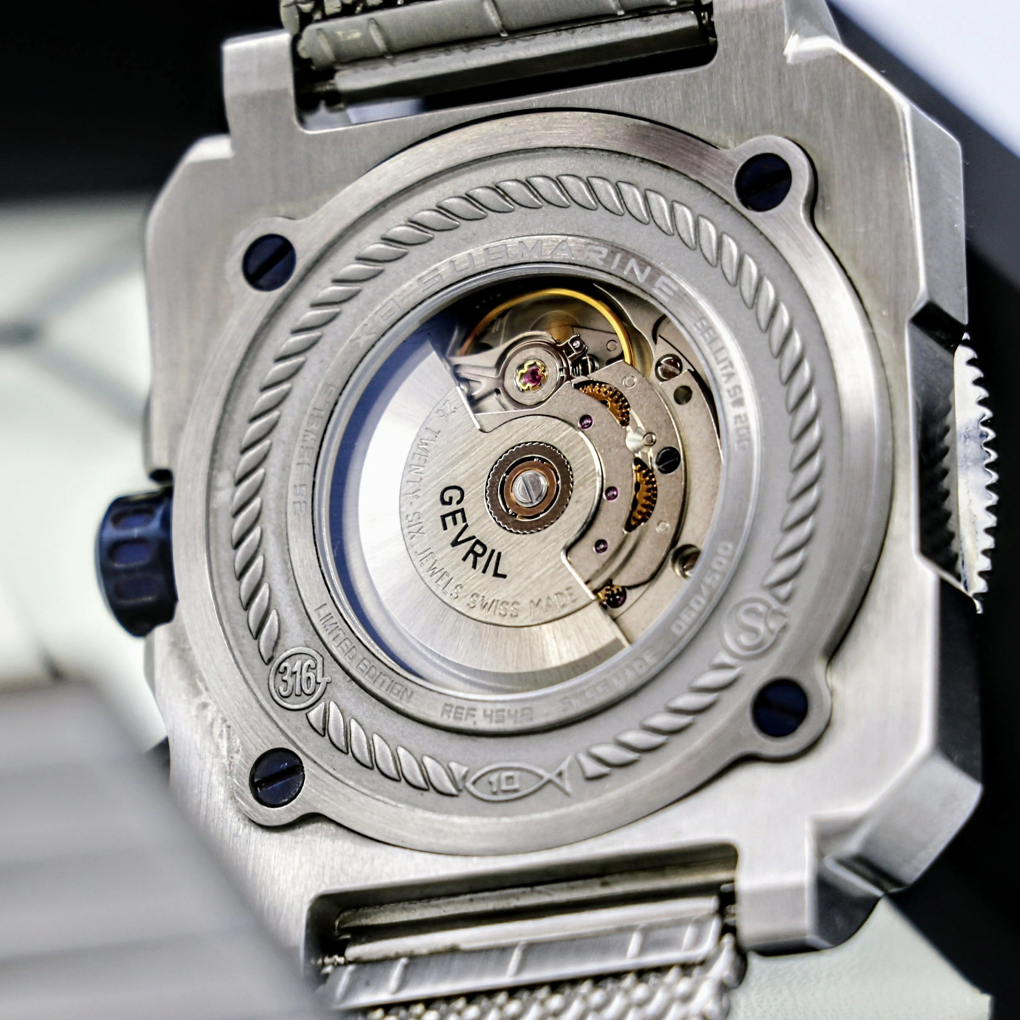 Luxury Gevril Wristwatch GV2 XO Submarine 44 Swiss Automatic Limited-Edition Watch
