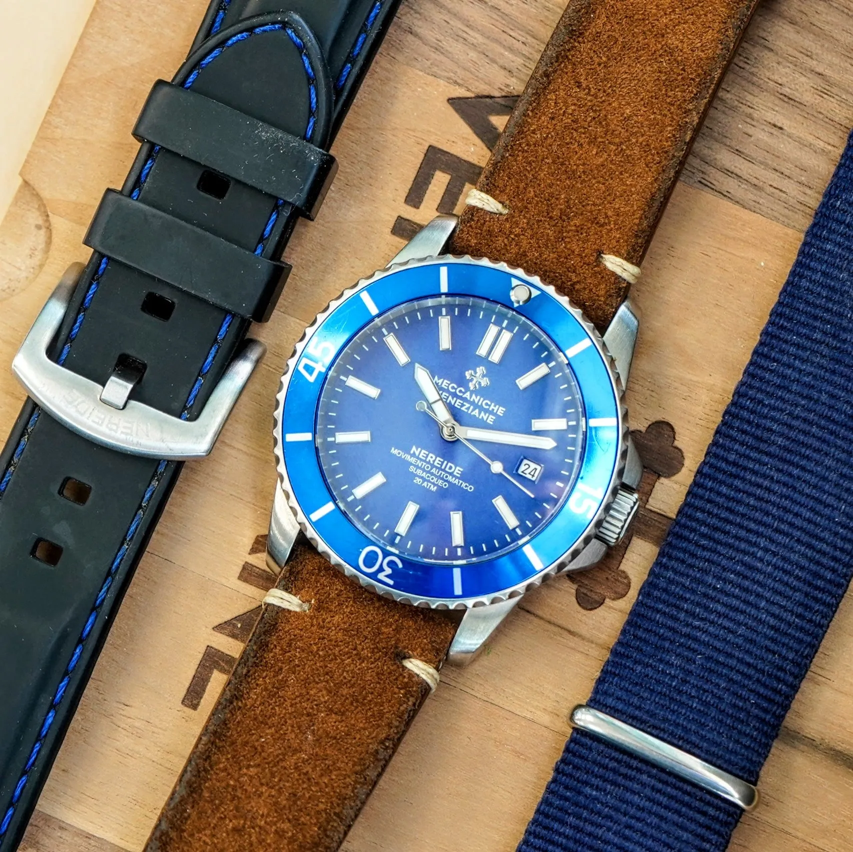 MECCANICHE VENEZIANE Nereide Automatic Watch Blue Dial & Bezel Date Diver Wristwatch - Outer Box & Papers