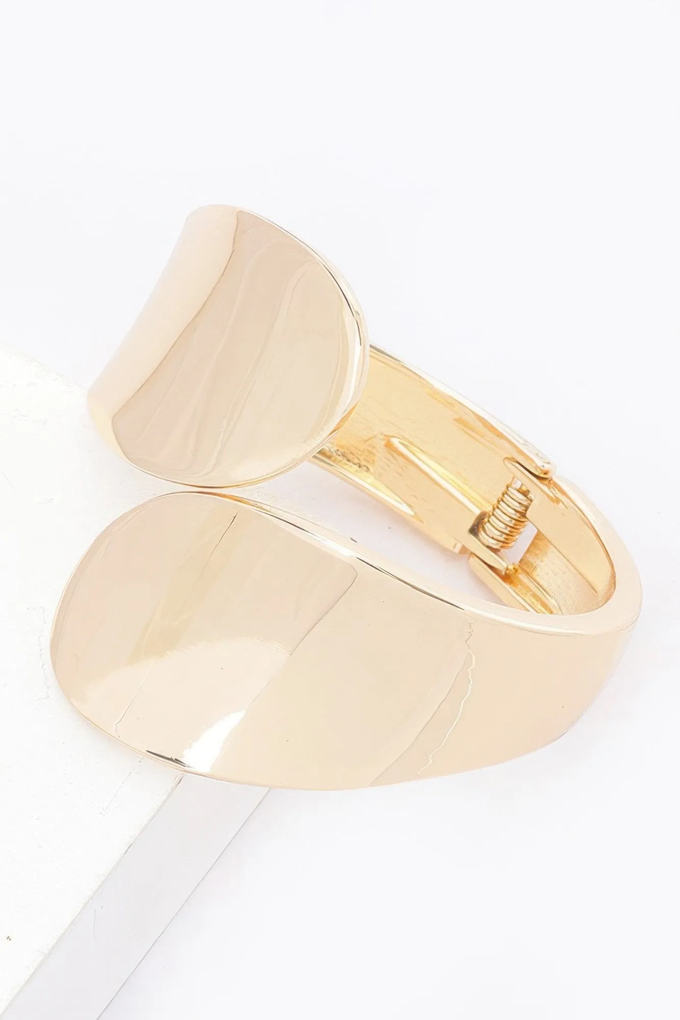 Metal Spring Hinge Bracelet