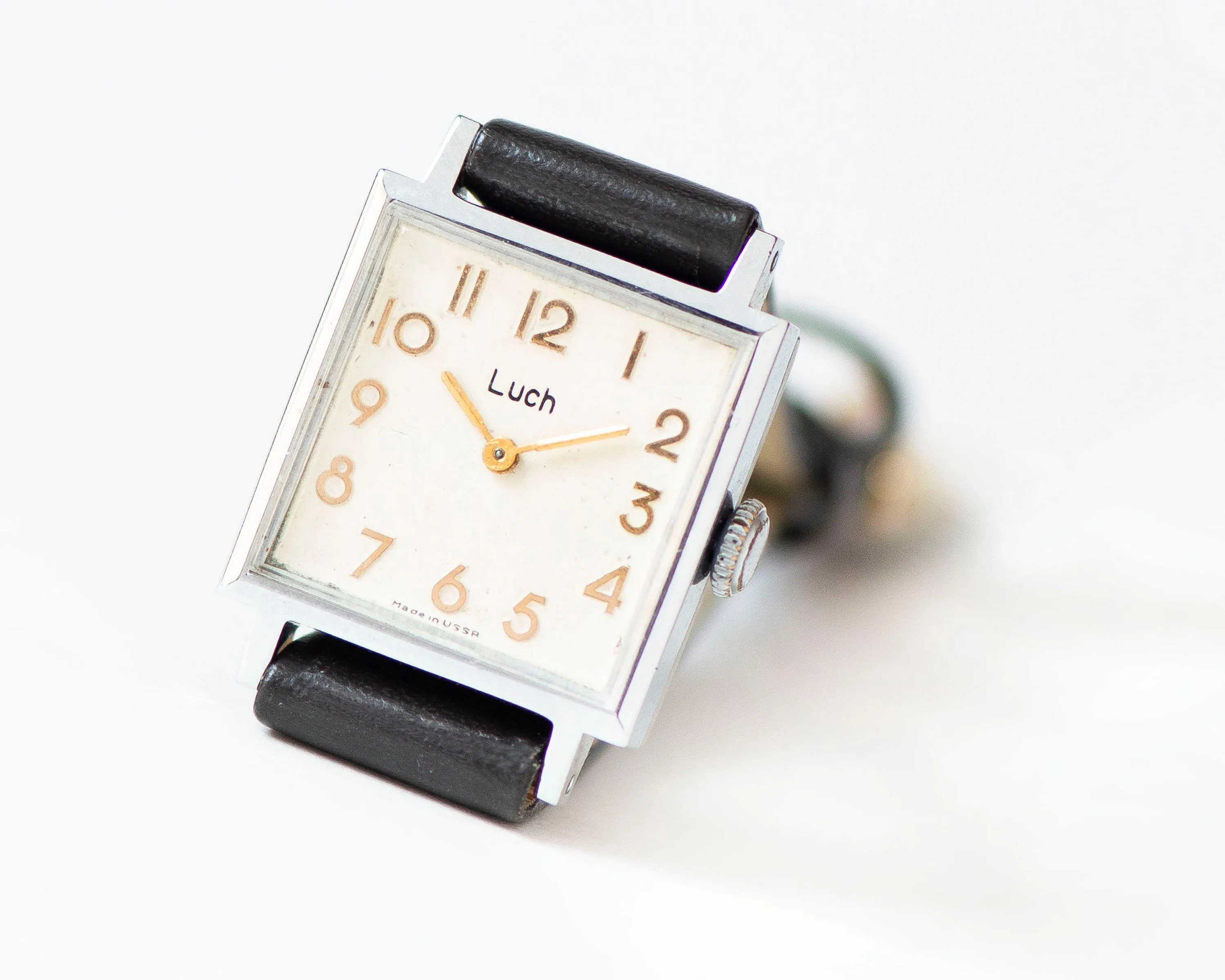 Mint condition women watch silver shade Ray, square lady watch vintage, minimalist women wristwatch Arabic numerals new premium leather band