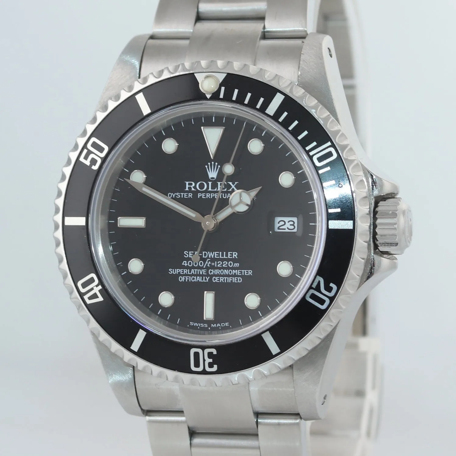 MINT Rolex Sea-Dweller Steel Date 16600 40mm Date Black Diver Watch Box