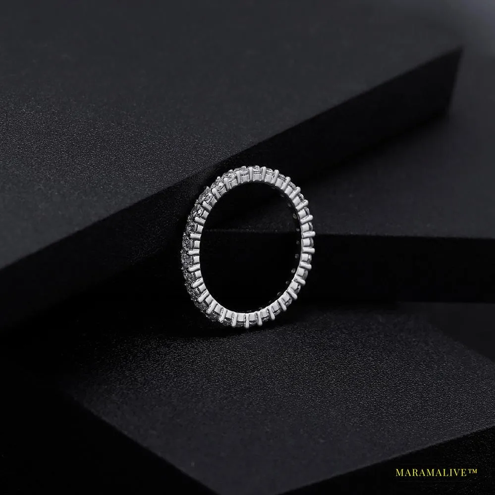 Moissanite Lab-Made Diamond Ring: Precious and Ethical Luxury Jewelry