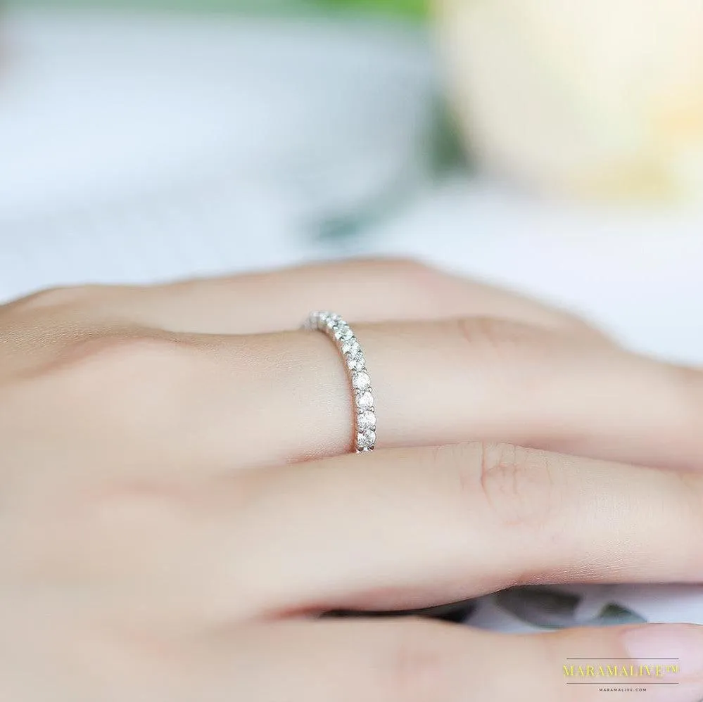 Moissanite Lab-Made Diamond Ring: Precious and Ethical Luxury Jewelry