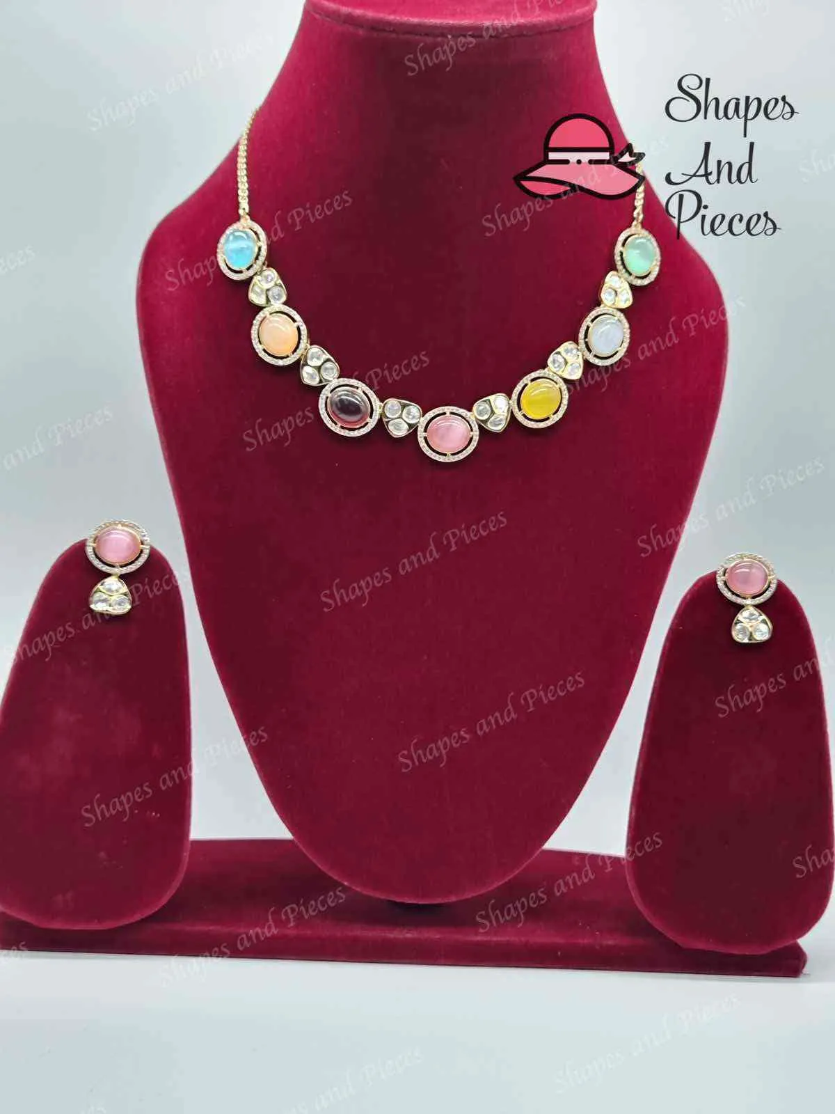 Monalisa Stones Necklace Set