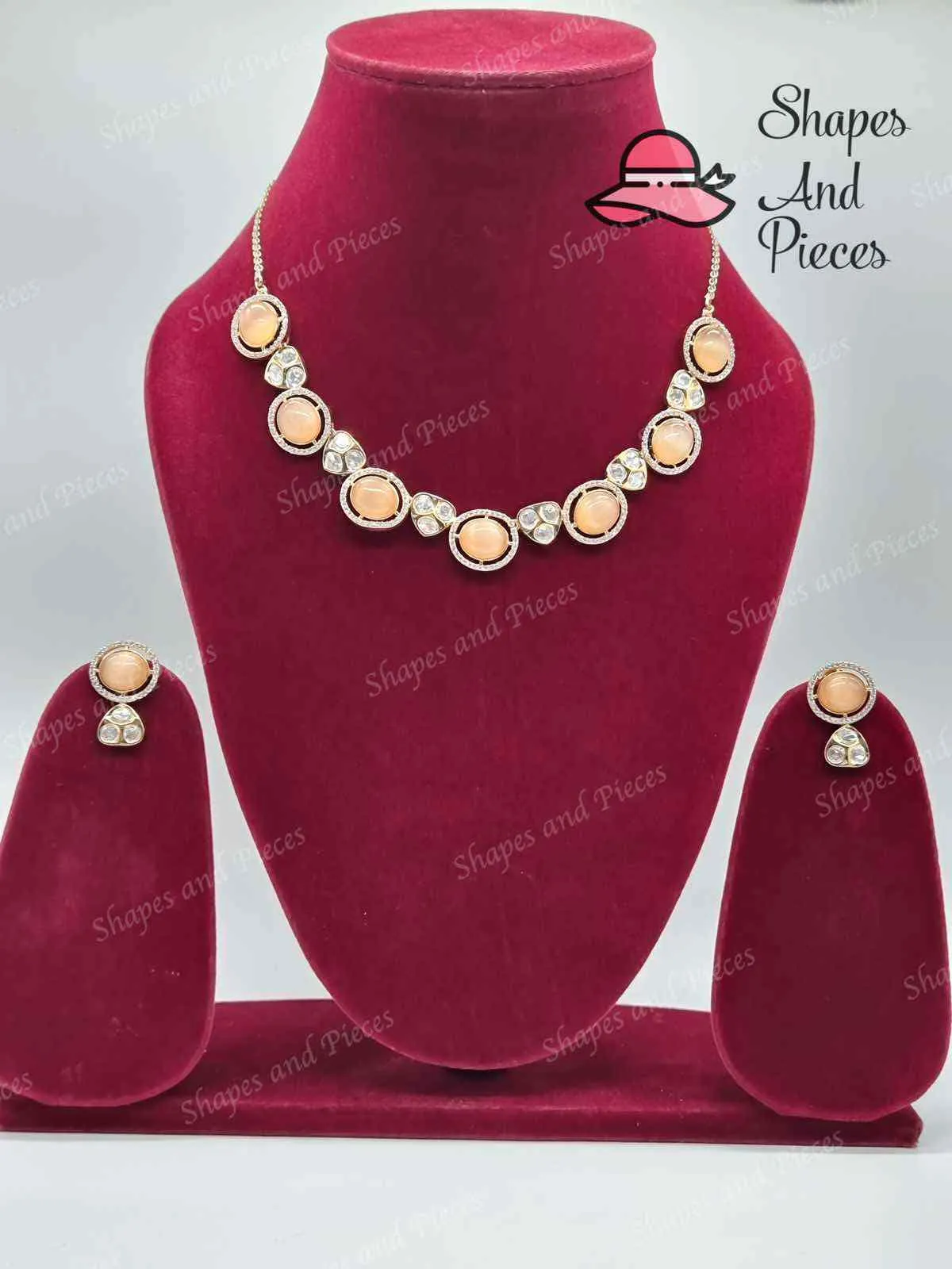 Monalisa Stones Necklace Set