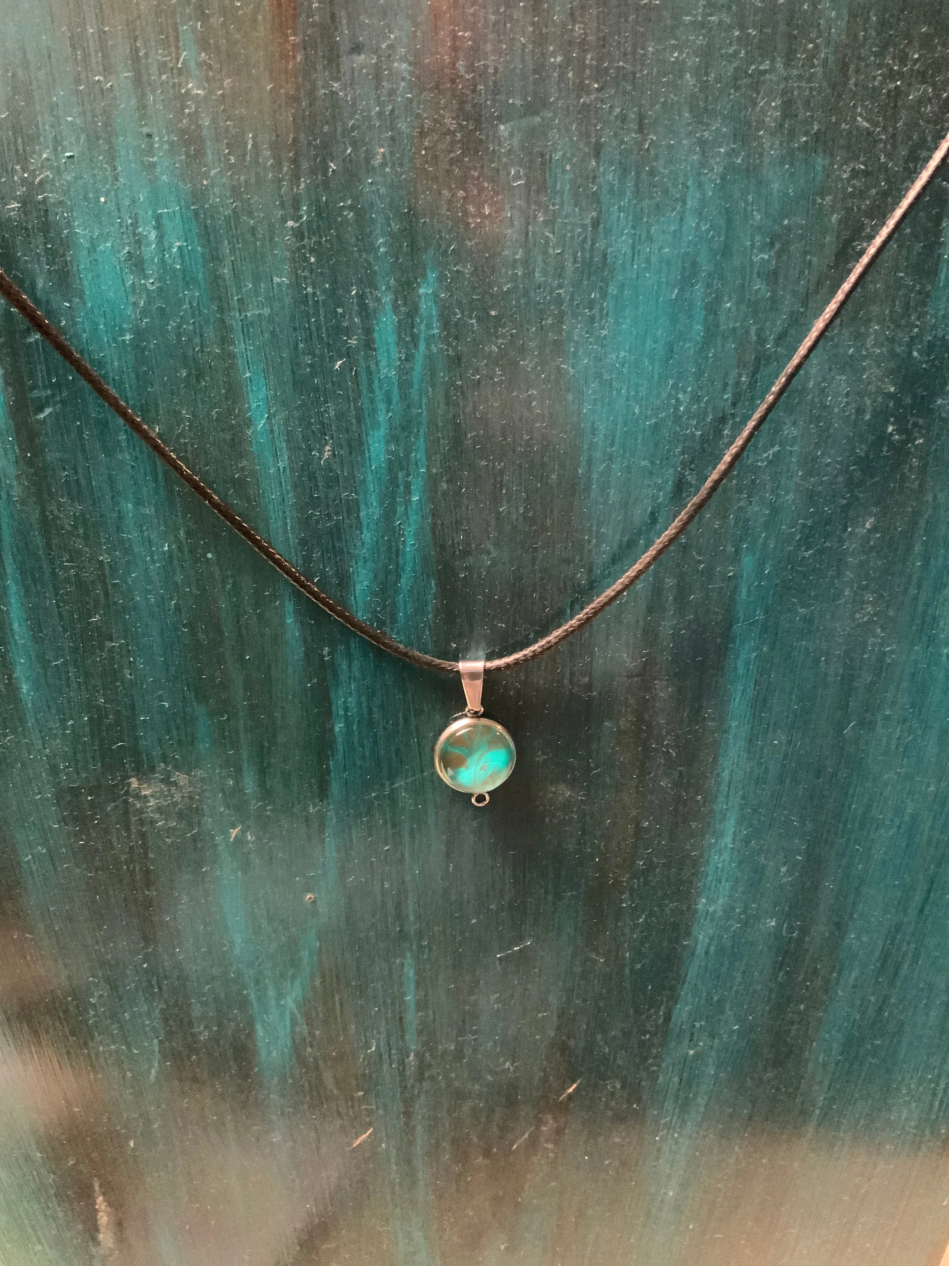 Necklace-Small Gold Teal Round Pendent