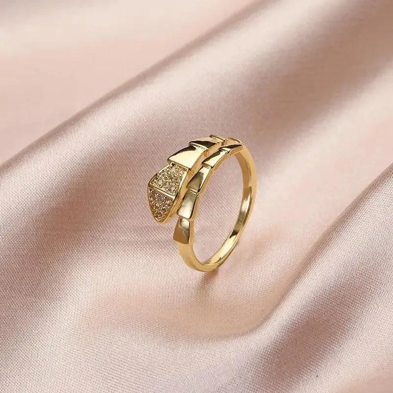 New Elegant Stainless Steel Rings For Women And Girls - Unique Design Female Engagement And Wedding Rings