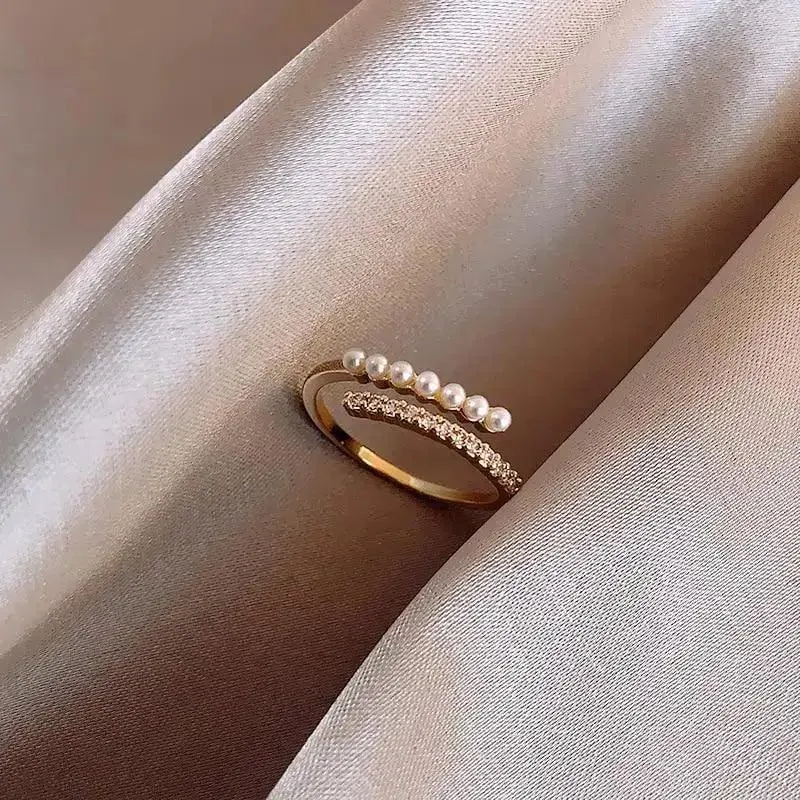 New Elegant Stainless Steel Rings For Women And Girls - Unique Design Female Engagement And Wedding Rings
