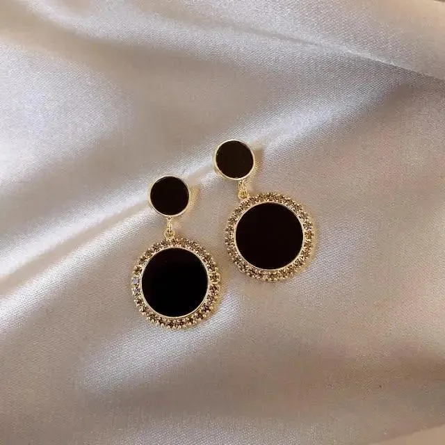 New Sparkling Round Black Fashion Women's Earrings Elegant Simple Design Jewelry For Girls And Ladies