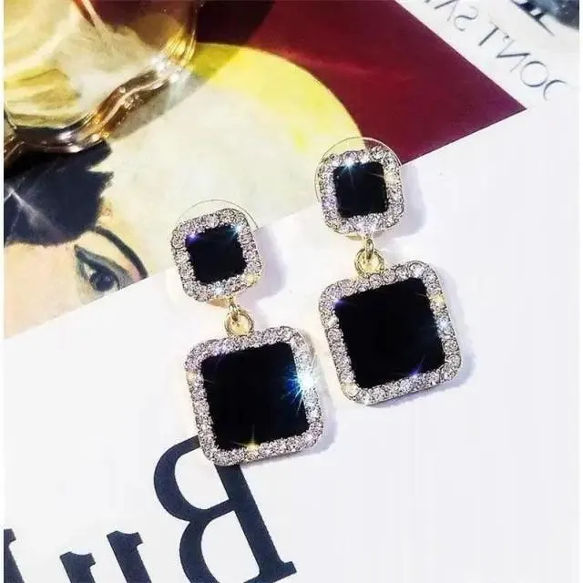 New Sparkling Round Black Fashion Women's Earrings Elegant Simple Design Jewelry For Girls And Ladies