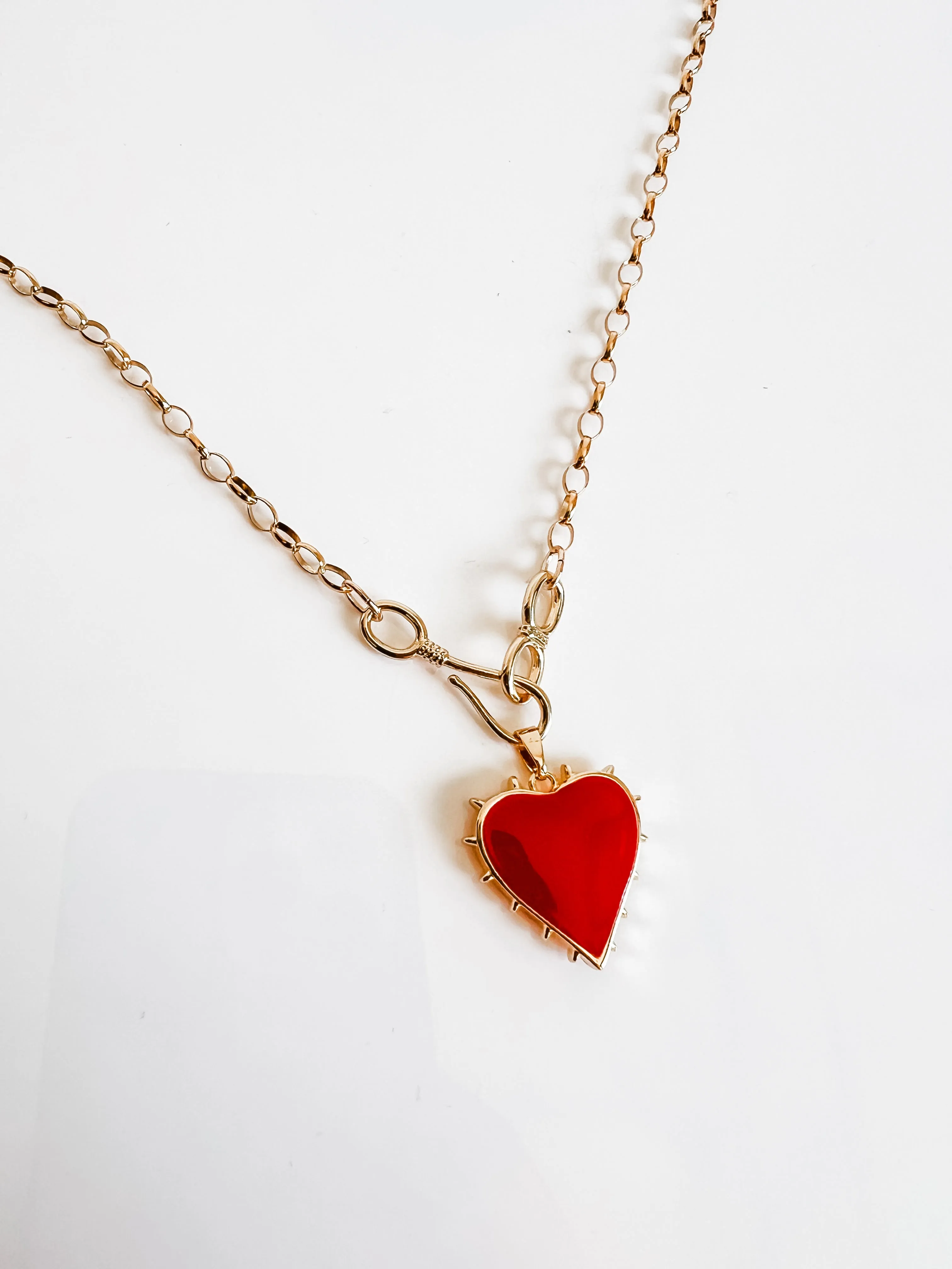 NORA RED HEART CHAIN
