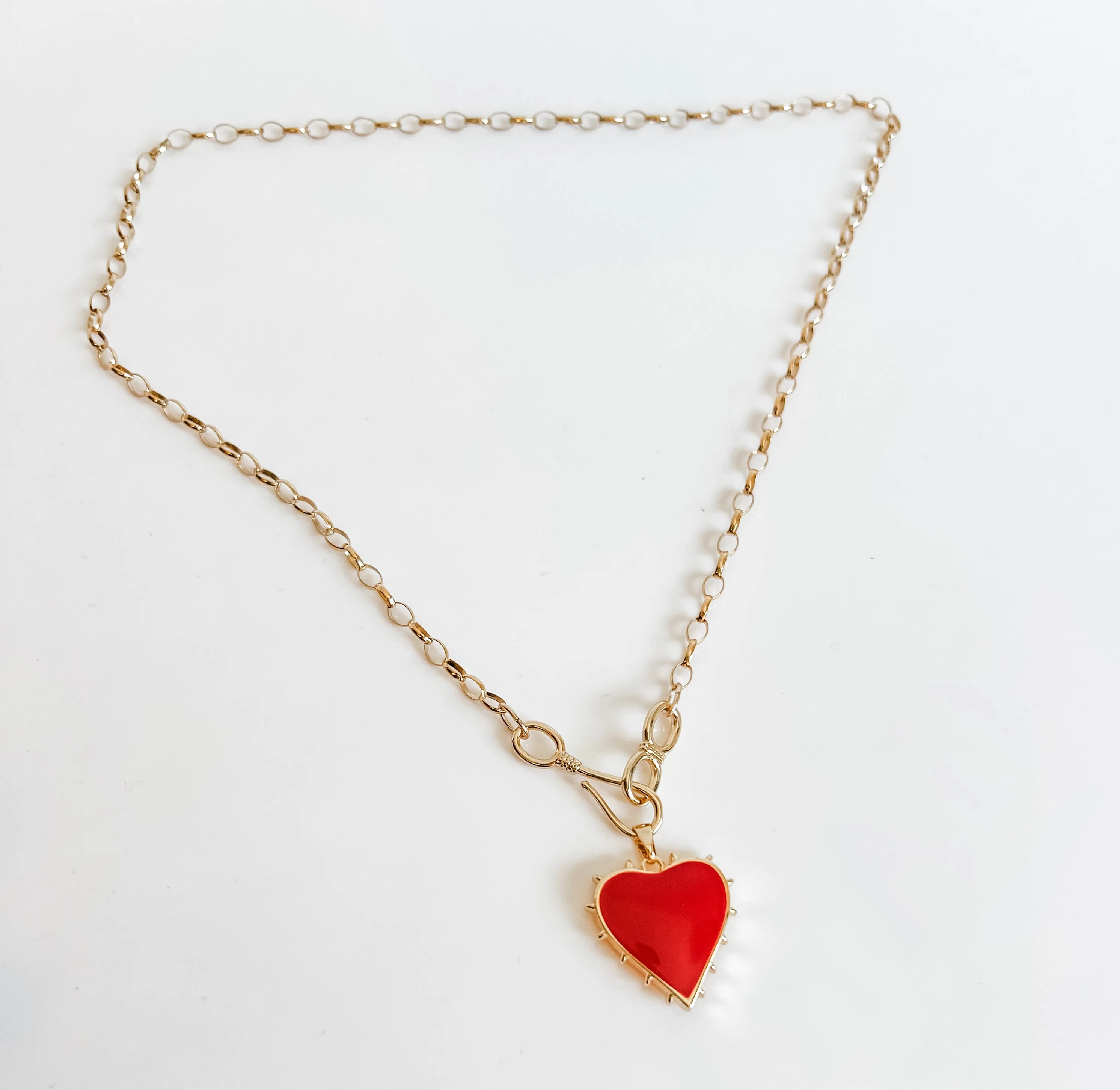 NORA RED HEART CHAIN