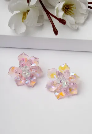 Piccoli orecchini a petalo rosa
