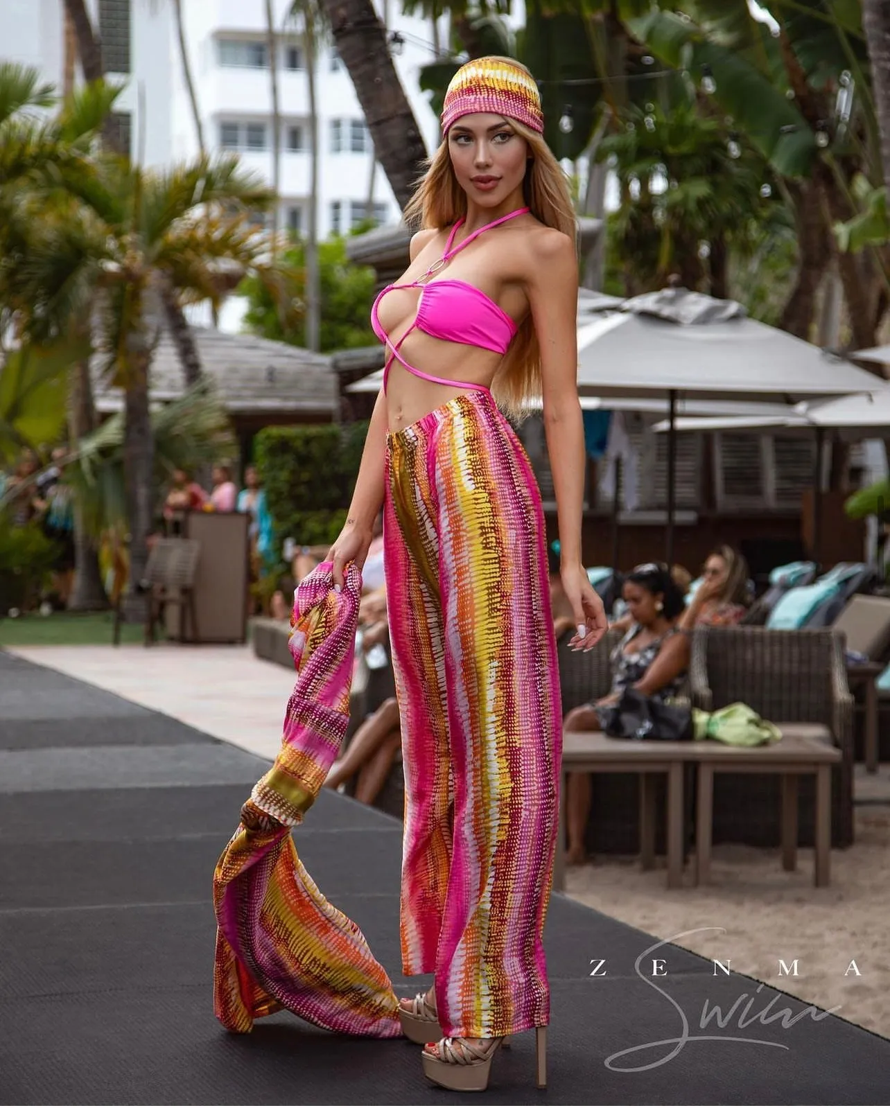 Pink ring bikini