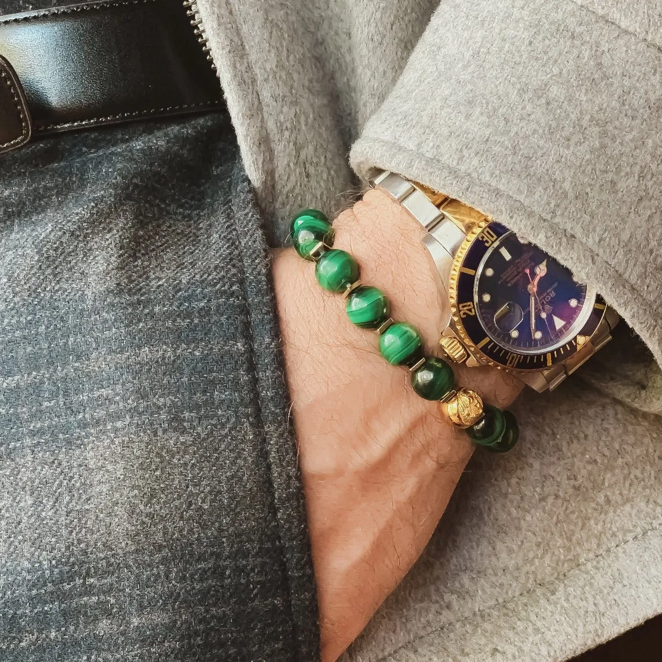 Premium Stretch Green Malachite Stone Bead Bracelet in Gold | 10MM