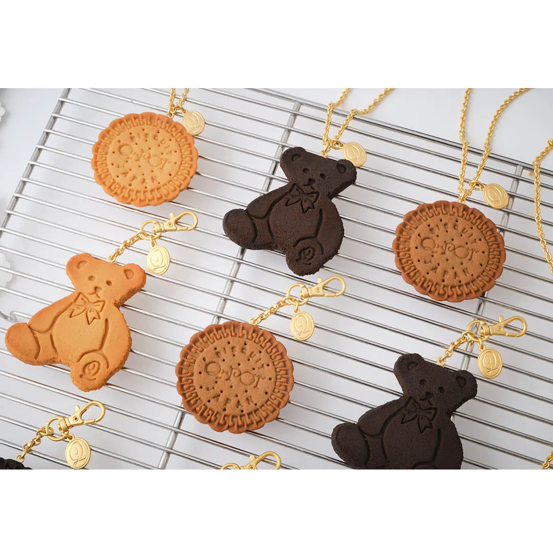Q-pot. Original Freshly Baked Cookie Necklace (Plain)【Japan Jewelry】